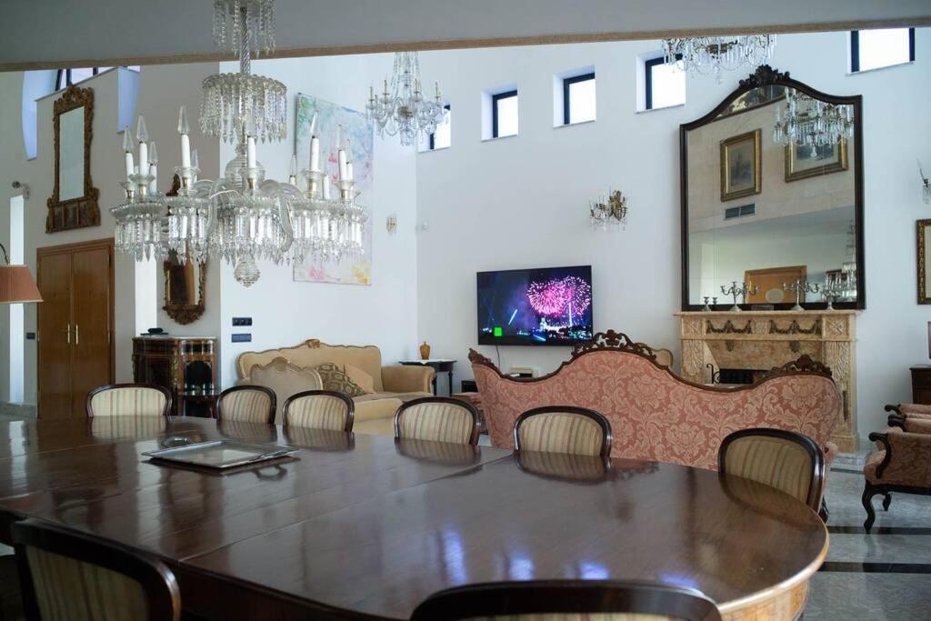 Beachside Villa In Puerto Marina, Benalmádena Dış mekan fotoğraf