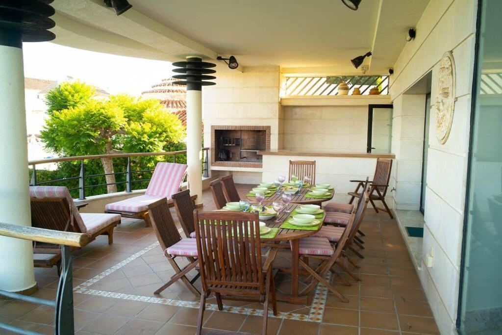 Beachside Villa In Puerto Marina, Benalmádena Dış mekan fotoğraf